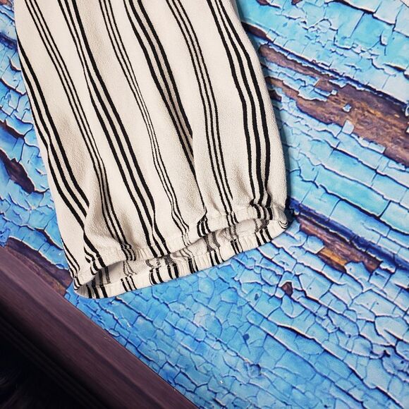 Torrid striped surplice top Hopscotch Hearts 5 5x - Picture 4 of 7